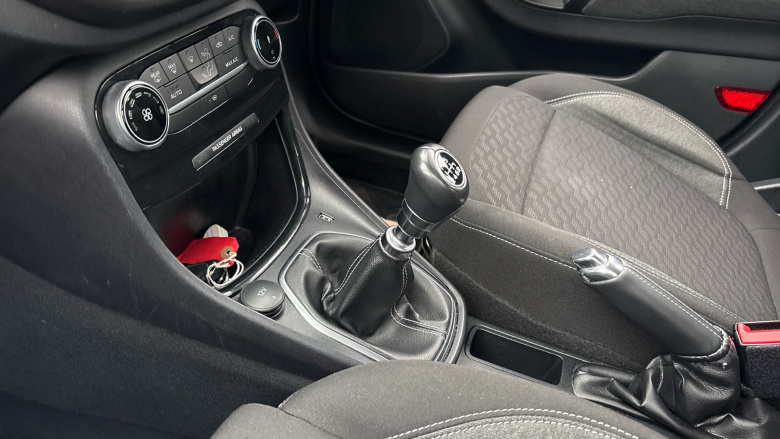 Ford Puma 1.0 EcoBoost Hybrid mHEV Titanium 5dr Petrol Hatchback